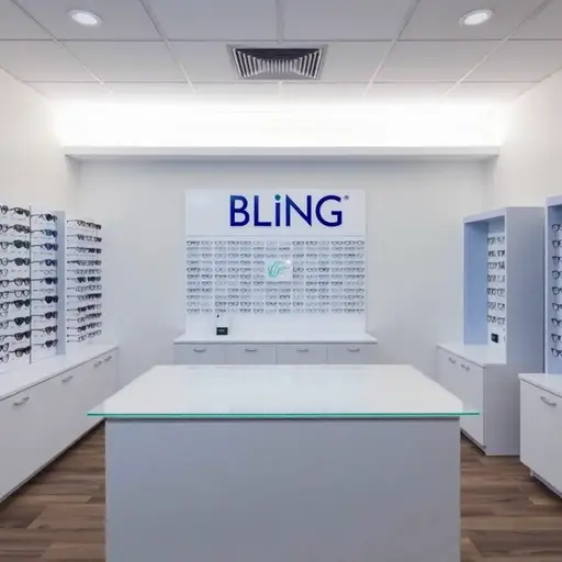 Ópticas en Cranston, Cranston 4 Negocio Bling Eyewear
