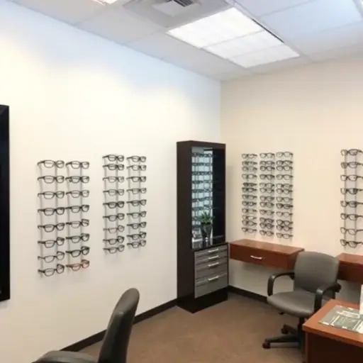Ópticas en Deerfield Beach, Deerfield Beach, FL 2 Negocio Elio's Optical Vision Center Deerfield Beach