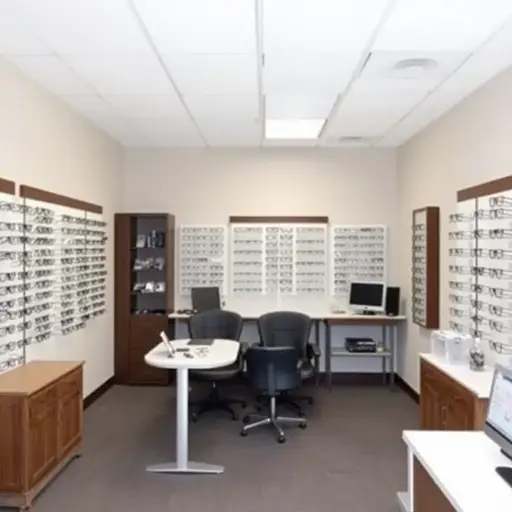 Ópticas en Cincinnati, Hamilton 2 Negocio Eyemart Express