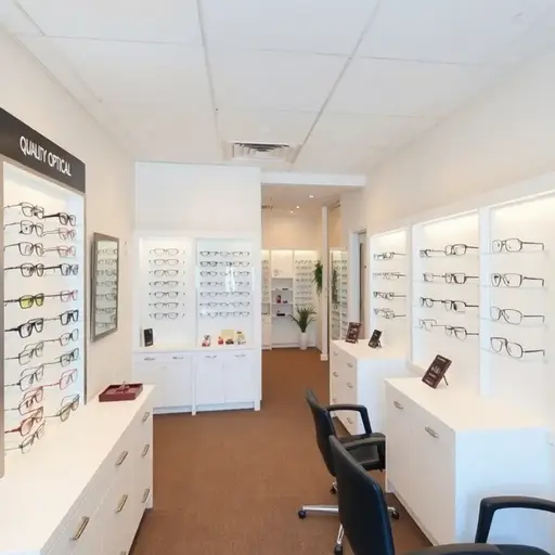 Ópticas en Chicago, Illinois 3 Negocio Quality Optical
