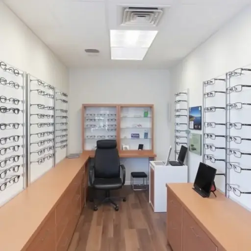 Ópticas en Toledo, Lucas 2 Negocio Stanton Optical